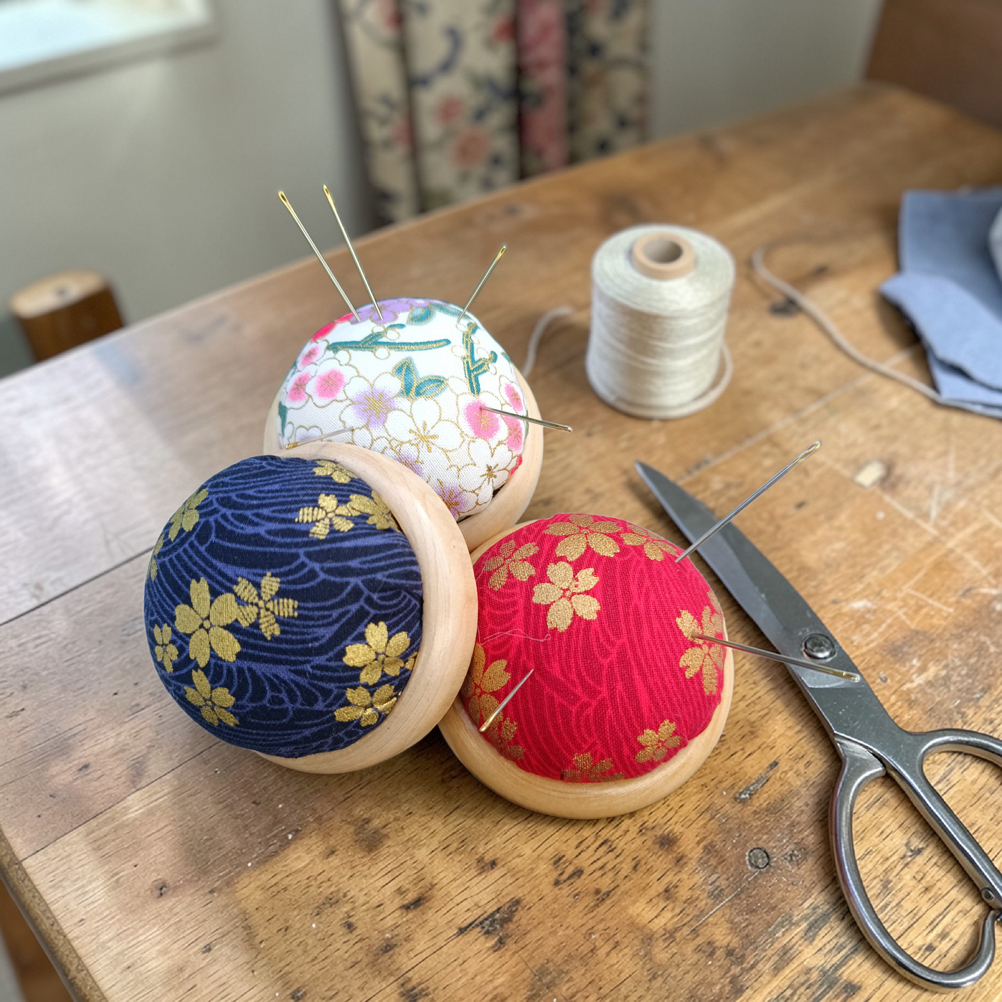 Support à aiguilles en tissu