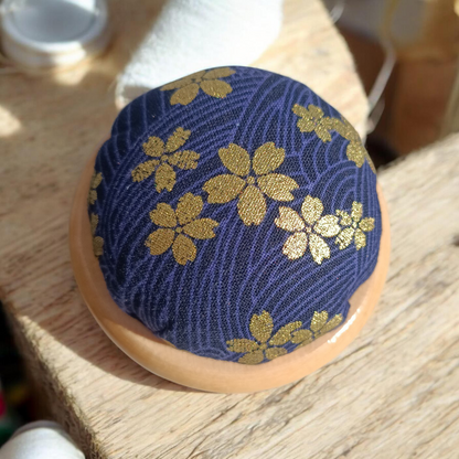 Support à aiguilles en tissu